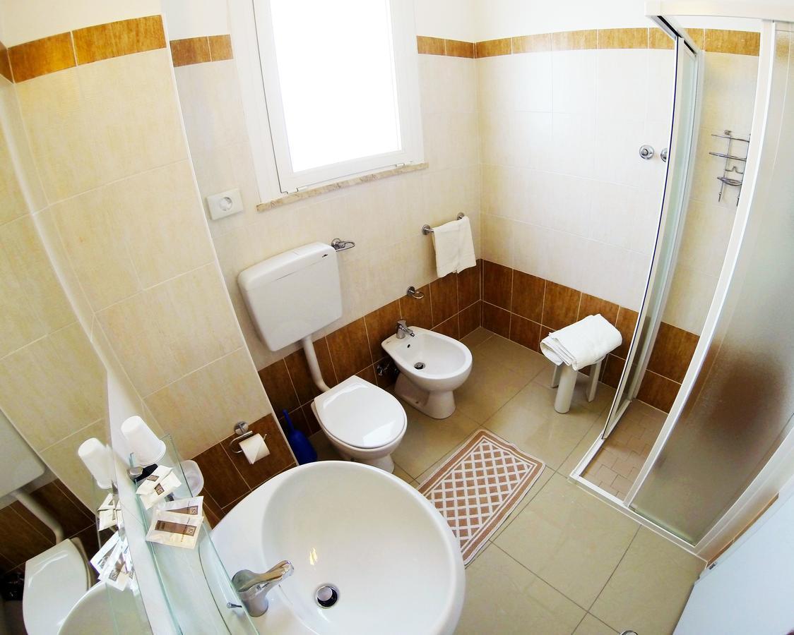 Hotel Raffaello Cesenatico Ngoại thất bức ảnh