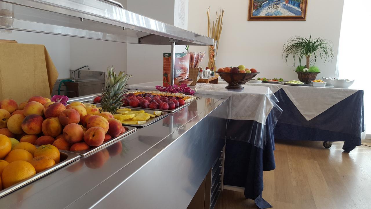 Hotel Raffaello Cesenatico Ngoại thất bức ảnh